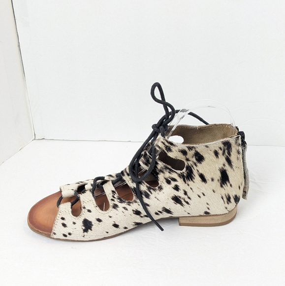 Naughty Monkey Nola Sandals - Picture 10 of 16